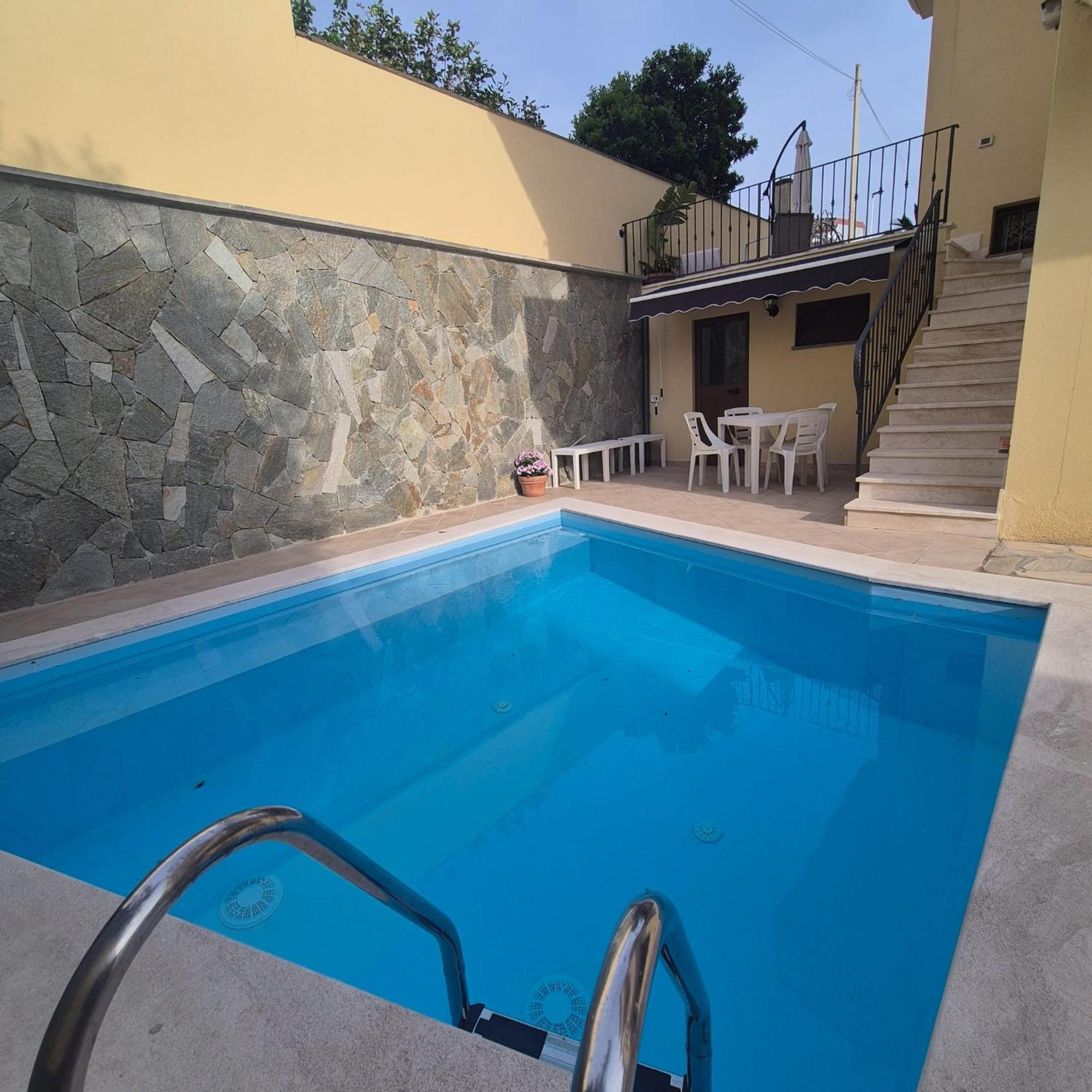 Exclusive Use Swimming Pool Available From June To September Κάλιαρι Εξωτερικό φωτογραφία