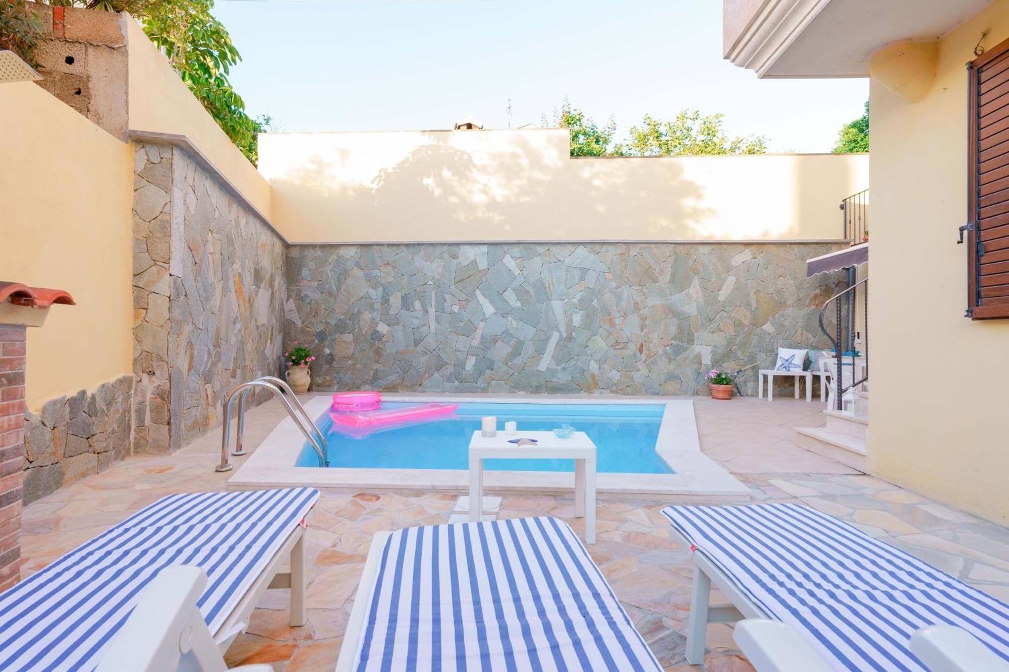 Exclusive Use Swimming Pool Available From June To September Κάλιαρι Εξωτερικό φωτογραφία